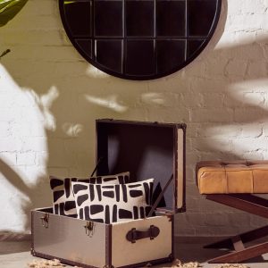 Iridea Bench With Cross Base